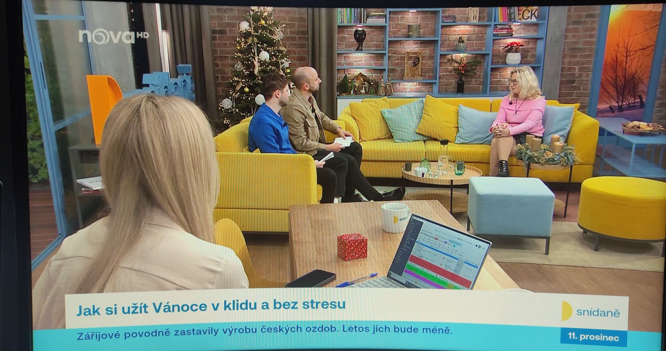 Snídaně s Novou s Monikou Plocovou Snídaně s Novou s Monikou Plocovou
